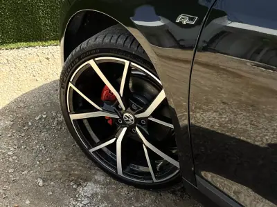 Volkswagen Scirocco 2010 - 13900 EUR, 255000 km - AUTO.MOTO.pt - 255000km - foto 16 de 16