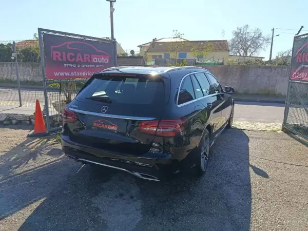 Mercedes-Benz C 300 2020 - 27500 EUR, 164000 km - AUTO.MOTO.pt - 164000km - foto 9 de 19