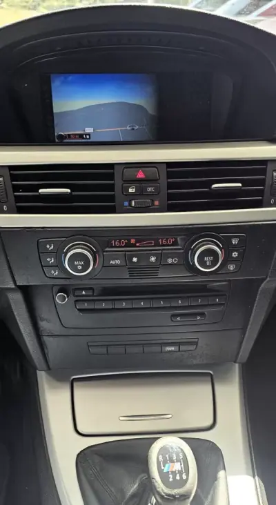 BMW 318 2008 - 9000 EUR, 300000 km - AUTO.MOTO.pt - 300000km - foto 19 de 20