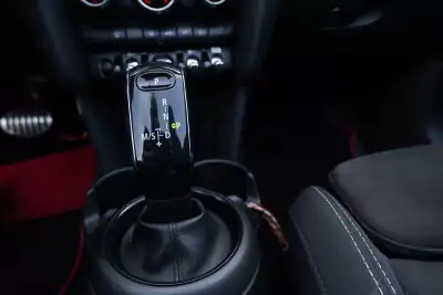 MINI Cooper 2021 - 25999 EUR, 94000 km - AUTO.MOTO.pt - 94000km - foto 38 de 38