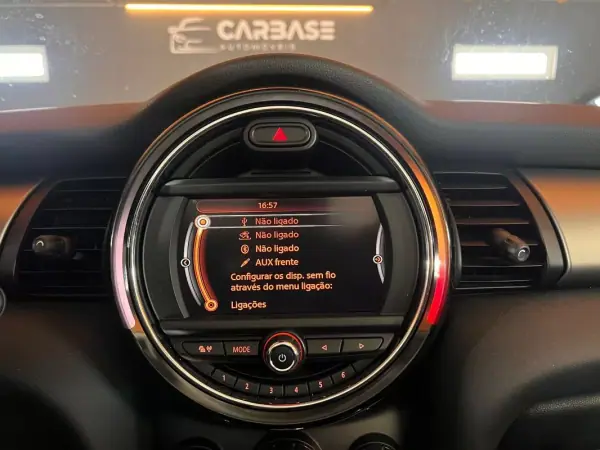 MINI 3 Portas 2015 - 11900 EUR, 63718 km - 63718km - foto 12 de 22