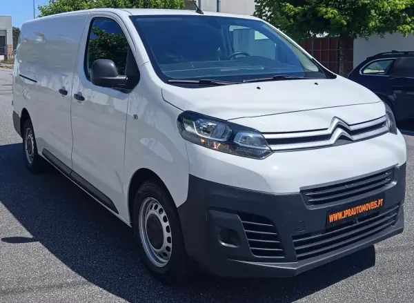 Citroën Jumpy 2021 - 16490 EUR, 129100 km - AUTO.MOTO.pt - 129100km - foto 3 de 18