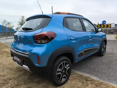 Dacia Spring 2021 - 11750 EUR, 37340 km - AUTO.MOTO.pt - 37340km - foto 3 de 10