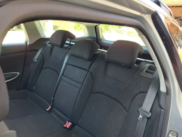 Citroën C5 Tourer 2011 - 5450 EUR, 337759 km - AUTO.MOTO.pt - 337759km - foto 7 de 13