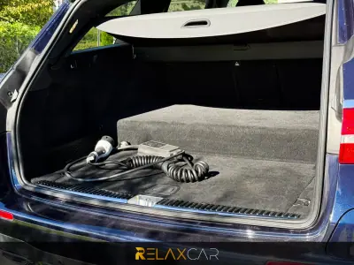 Mercedes-Benz E 300 2020 - 29500 EUR, 135000 km - AUTO.MOTO.pt - 135000km - foto 23 de 25