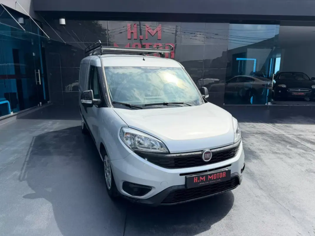 Fiat DOBLO CARGO 1.3 MULTIJET EASY 2017 - 6900 EUR, 204000 km - AUTO.MOTO.pt - 204000km - foto 1 de 5