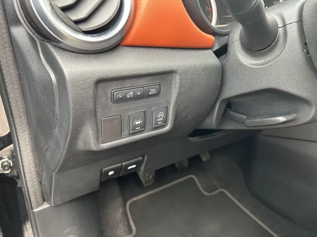 Nissan Micra 2017 - 13250 EUR, 44838 km - AUTO.MOTO.pt - 44838km - foto 17 de 29