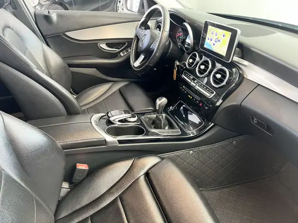 Mercedes-Benz C 200 2015 - 15900 EUR, 229781 km - AUTO.MOTO.pt - 229781km - foto 17 de 23