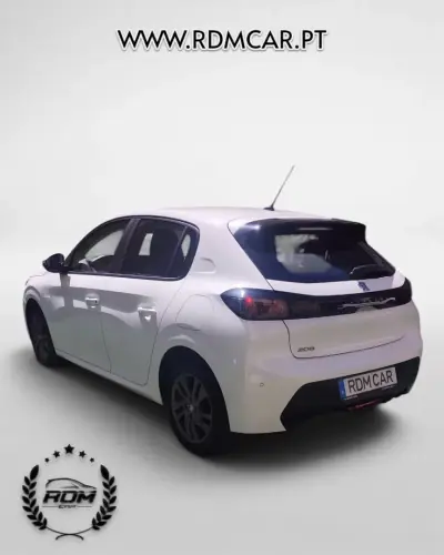 Peugeot 208 2021 - 11990 EUR, 138000 km - 138000km - foto 4 de 8