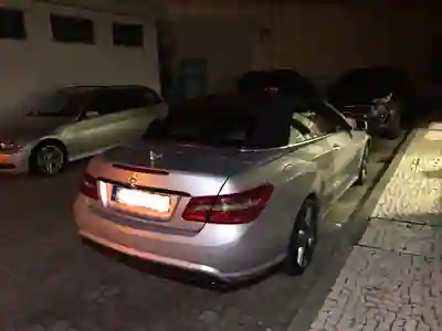 Mercedes-Benz E 250 2010 - 23000 EUR, 212000 km - AUTO.MOTO.pt - 212000km - foto 5 de 20