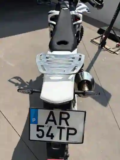 AJP PR5 2022 - 4200 EUR, 777 km - 777km - foto 5 de 8
