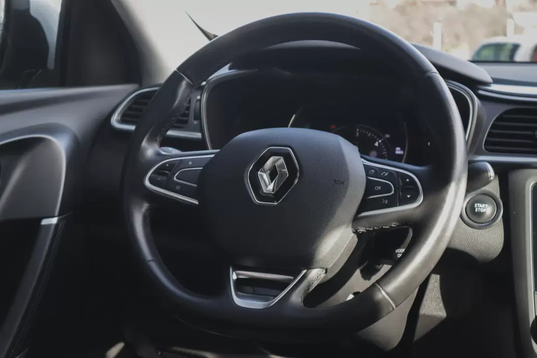 Renault Kadjar 2019 - 20480 EUR, 68000 km - AUTO.MOTO.pt - 68000km - foto 7 de 16