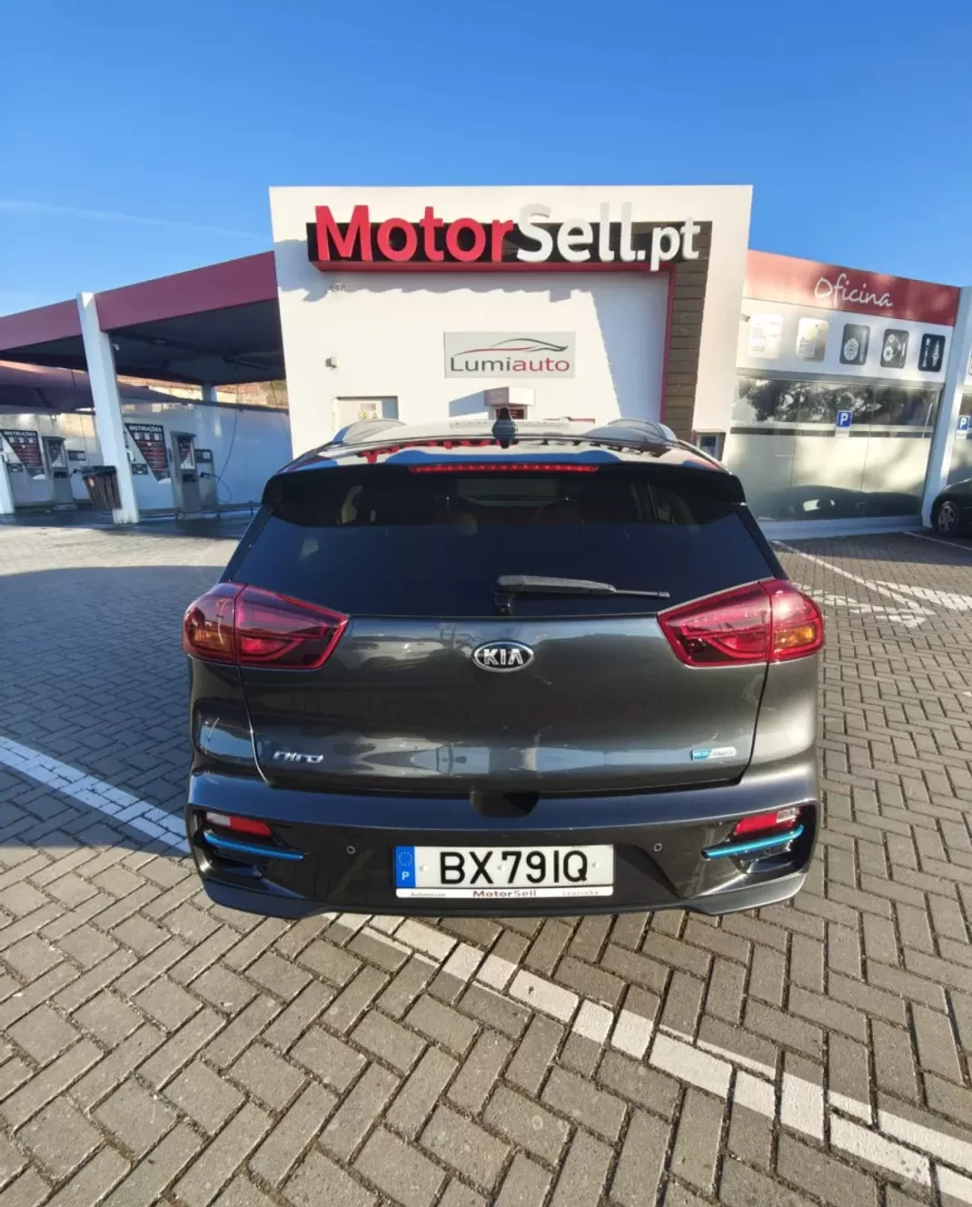 Kia e-Niro 2021 - 24400 EUR, 81000 km - AUTO.MOTO.pt - 81000km - foto 12 de 13