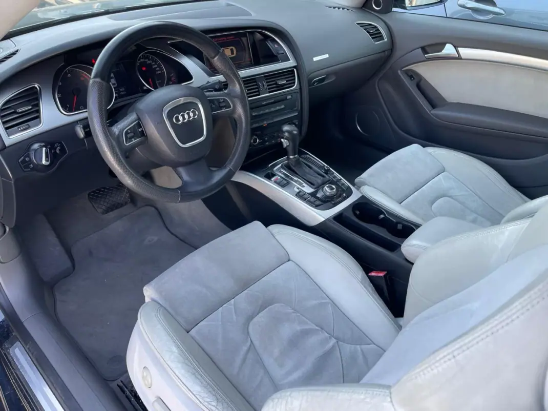 Audi A5 2008 - 13900 EUR, 324000 km - AUTO.MOTO.pt - 324000km - foto 4 de 9