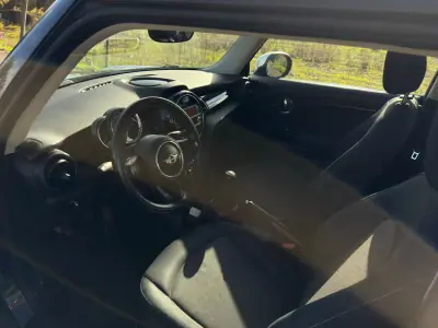 MINI One 2017 - 13500 EUR, 95900 km - AUTO.MOTO.pt - 95900km - foto 9 de 28