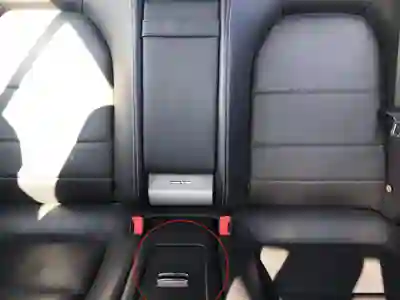 Mercedes-Benz E 250 2010 - 23000 EUR, 212000 km - AUTO.MOTO.pt - 212000km - foto 7 de 20