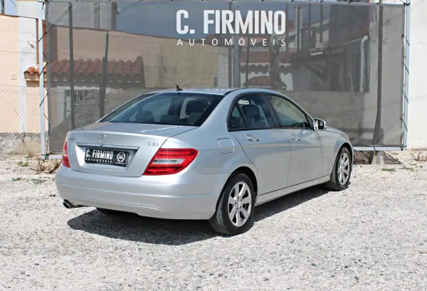 Mercedes-Benz C 220 2013 - 15900 EUR, 122723 km - AUTO.MOTO.pt - 122723km - foto 5 de 27