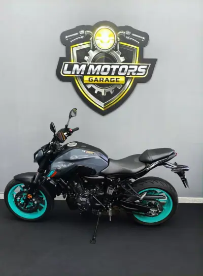 Yamaha MT 07 2024 - 7500 EUR, 2800 km - foto 6 de 21
