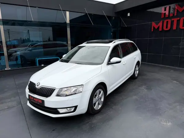 Skoda Octavia Break 2015 - 10500 EUR, 156000 km - AUTO.MOTO.pt - 156000km - foto 6 de 14