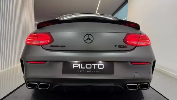 Mercedes-Benz C 63 AMG 2016 - 77990 EUR, 60883 km - AUTO.MOTO.pt - 60883km - foto 11 de 37