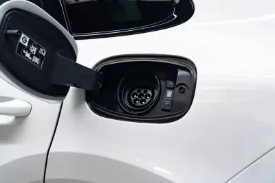 Porsche Cayenne 2024 - 97950 EUR, 32000 km - AUTO.MOTO.pt - 32000km - foto 15 de 55