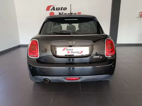 MINI Cooper 2019 - 16500 EUR, 80000 km - AUTO.MOTO.pt - 80000km - foto 5 de 52