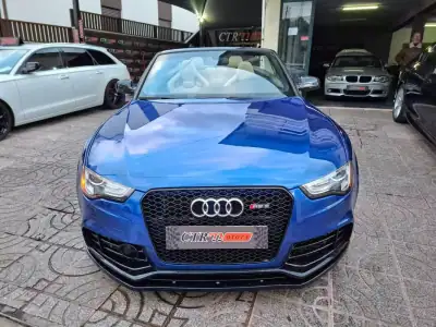 Audi A5 Cabrio 2009 - 17500 EUR, 234000 km - AUTO.MOTO.pt - 234000km - foto 13 de 36