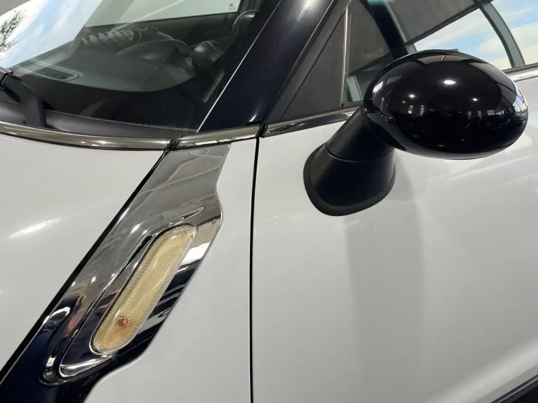 MINI Countryman 2011 - 9999 EUR, 208121 km - AUTO.MOTO.pt - 208121km - foto 11 de 21