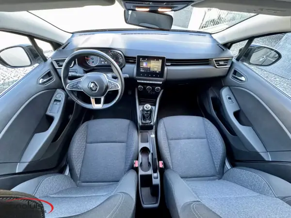 Renault Clio 2022 - 19950 EUR, 65800 km - AUTO.MOTO.pt - 65800km - foto 3 de 18