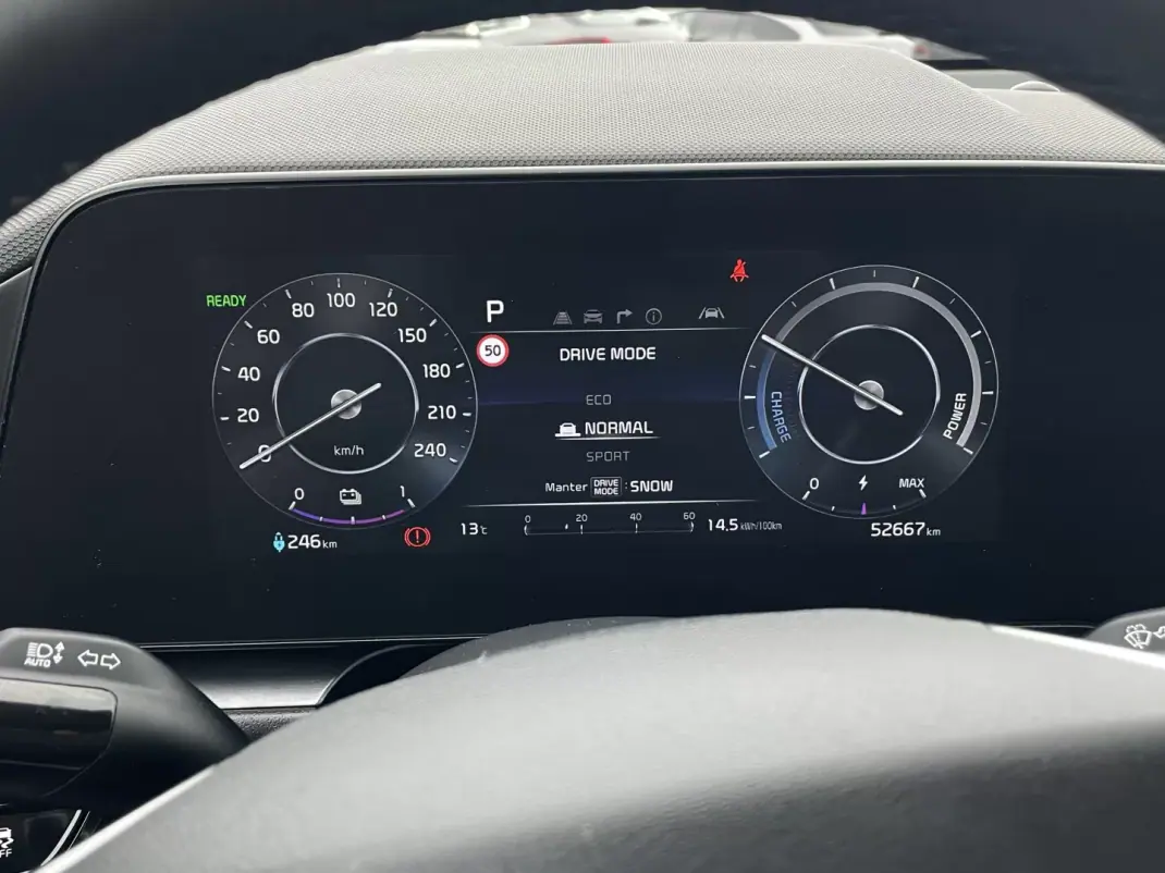 Kia Niro EV 2022 - 25850 EUR, 52642 km - AUTO.MOTO.pt - 52642km - foto 26 de 44