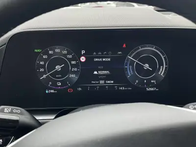Kia Niro EV 2022 - 25850 EUR, 52642 km - AUTO.MOTO.pt - 52642km - foto 26 de 44