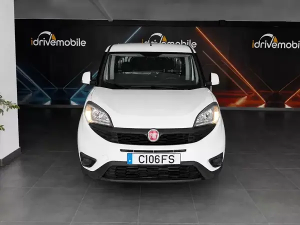 Fiat 2020 - 11900 EUR, 238000 km - AUTO.MOTO.pt - 238000km - foto 2 de 14