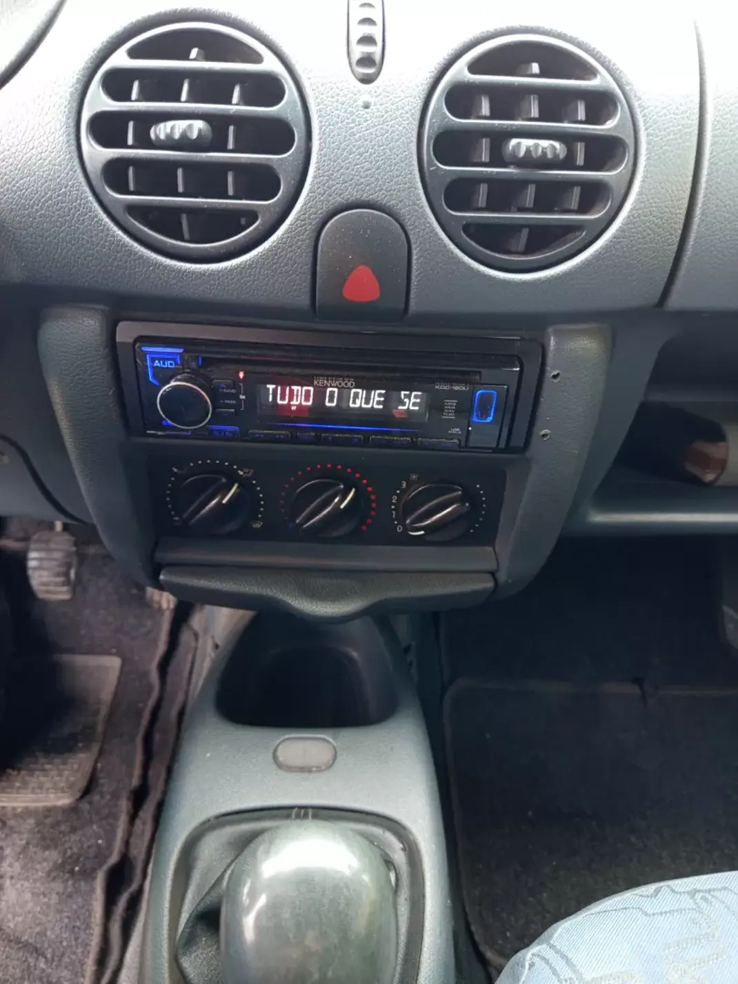 Renault KANGOO 1.9D 1999 - 2490 EUR, 243819 km - AUTO.MOTO.pt - 243819km - foto 8 de 9