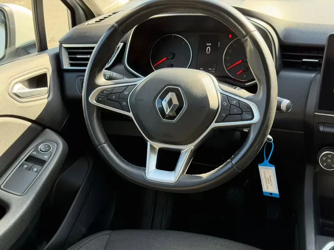 Renault Clio 2020 - 11900 EUR, 128138 km - 128138km - foto 6 de 21
