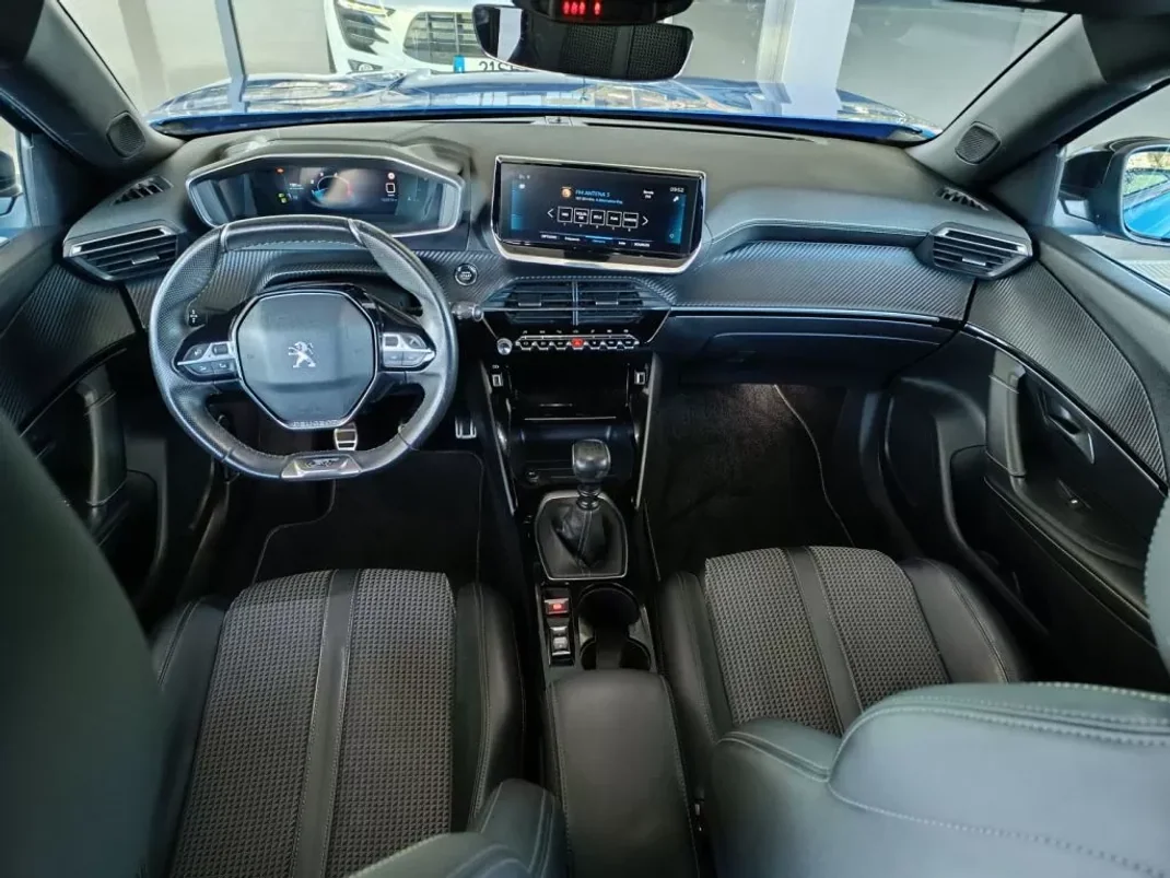 Peugeot 2008 2020 - 22500 EUR, 103000 km - AUTO.MOTO.pt - 103000km - foto 28 de 34