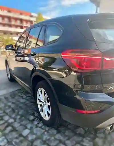 BMW X1 2018 - 18300 EUR, 130000 km - AUTO.MOTO.pt - 130000km - foto 3 de 15
