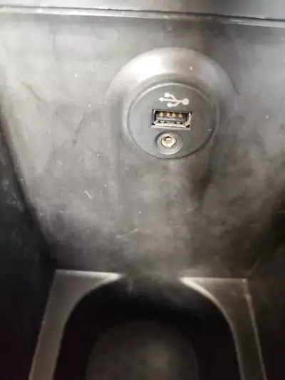 Nissan Qashqai 2013 - 9980 EUR, 197150 km - AUTO.MOTO.pt - 197150km - foto 40 de 40