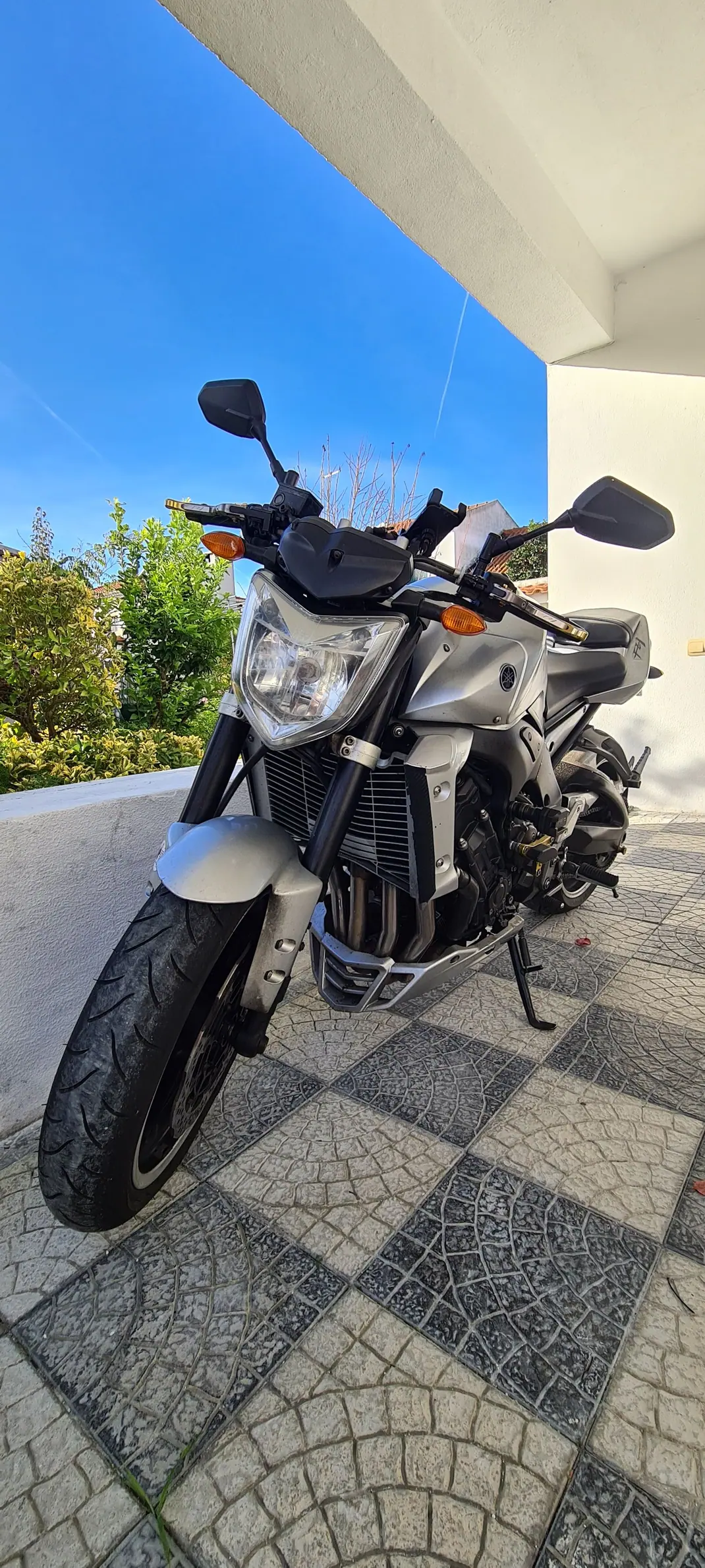 Yamaha FZ1-N 2009 - 4500 EUR, 77000 km - 77000km - foto 6 de 11