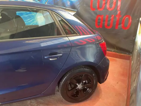 Audi A1 Sportback 2018 - 15750 EUR, 80000 km - AUTO.MOTO.pt - 80000km - foto 24 de 48