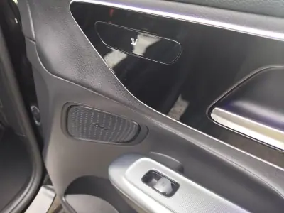 Mercedes-Benz GLC 220 2023 - 53500 EUR, 119100 km - AUTO.MOTO.pt - 119100km - foto 28 de 29