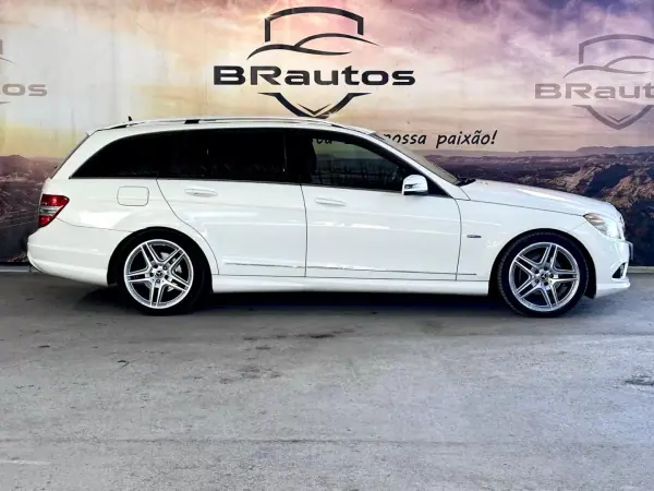 Mercedes-Benz C 220 2009 - 12900 EUR, 235490 km - AUTO.MOTO.pt - 235490km - foto 5 de 26