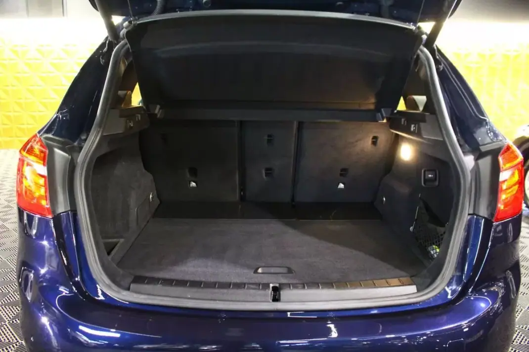 BMW 218 Active Tourer 2015 - 18250 EUR, 66000 km - AUTO.MOTO.pt - 66000km - foto 20 de 30