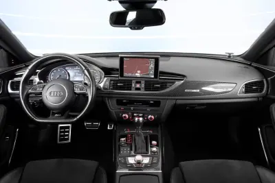 Audi RS6 Avant 2016 - 79500 EUR, 97291 km - AUTO.MOTO.pt - 97291km - foto 6 de 19