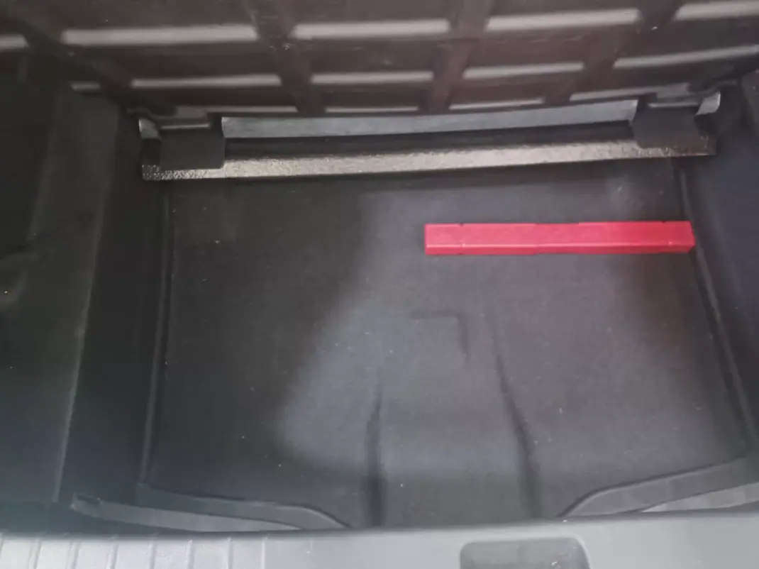 Honda Civic 2016 - 14890 EUR, 120487 km - AUTO.MOTO.pt - 120487km - foto 32 de 34