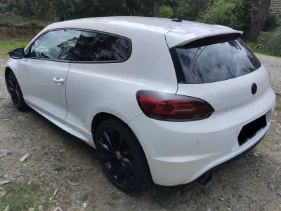 Volkswagen Scirocco 2011 - 10000 EUR, 215000 km - AUTO.MOTO.pt - 215000km - foto 5 de 30