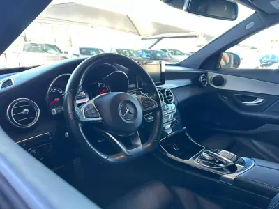 Mercedes-Benz C 220 2017 - 27900 EUR, 142254 km - AUTO.MOTO.pt - 142254km - foto 10 de 31