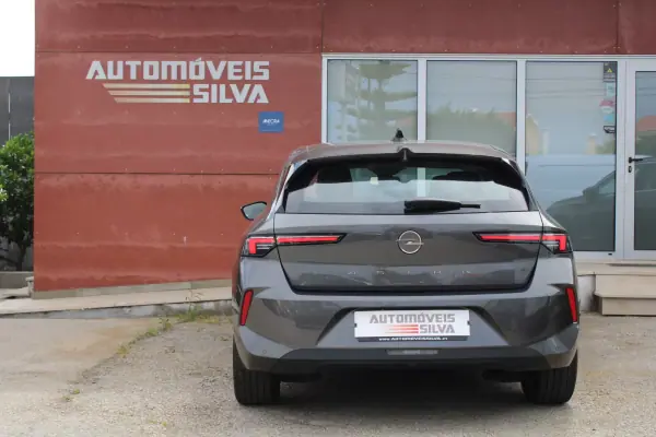 Opel Astra 2022 - 15990 EUR, 142000 km - AUTO.MOTO.pt - 142000km - foto 9 de 24
