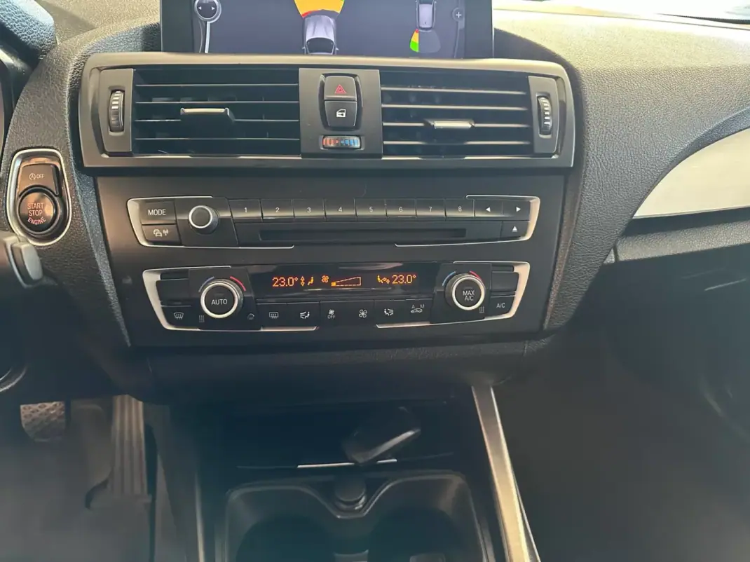 BMW 116 2012 - 13900 EUR, 223396 km - AUTO.MOTO.pt - 223396km - foto 11 de 25