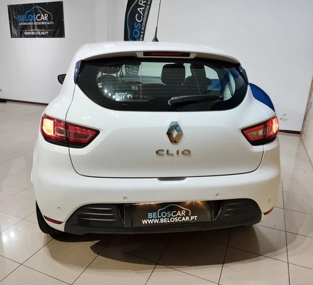 Renault Clio 2017 - 9950 EUR, 94000 km - AUTO.MOTO.pt - 94000km - foto 7 de 22
