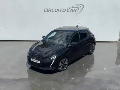 Peugeot e-208 2020 - 17995 EUR, 50681 km - AUTO.MOTO.pt - 50681km - foto 6 de 43